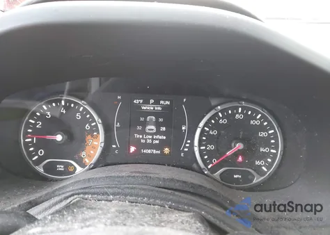 2018 Jeep Renegade Latitude 4X4 from USA, damaged, VIN ZACCJBBB7JPJ55836